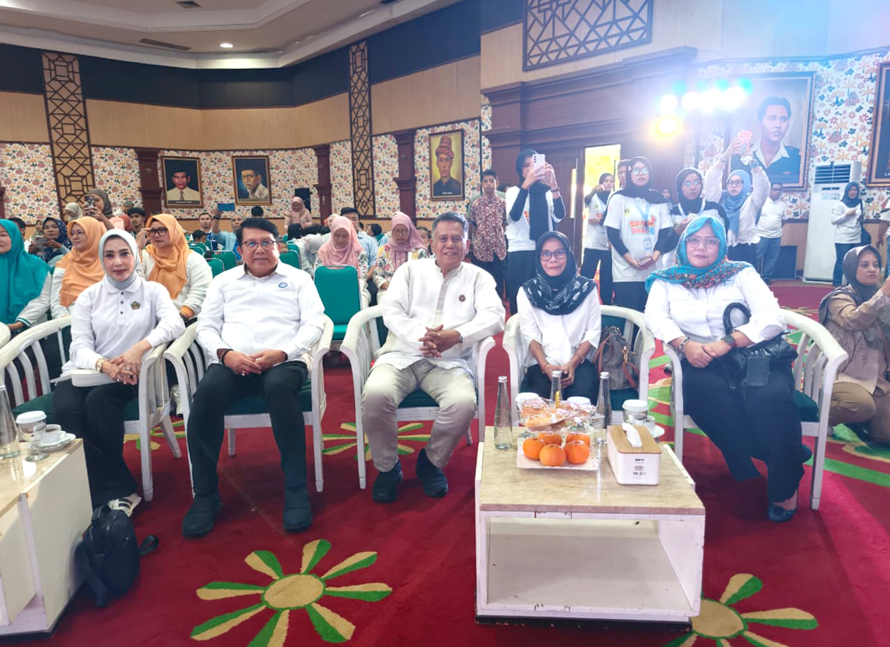 Menghadiri acara Hari Anak Nasional Tahun 2026, di Gedung Tegar Beriman Pemkab Bogor